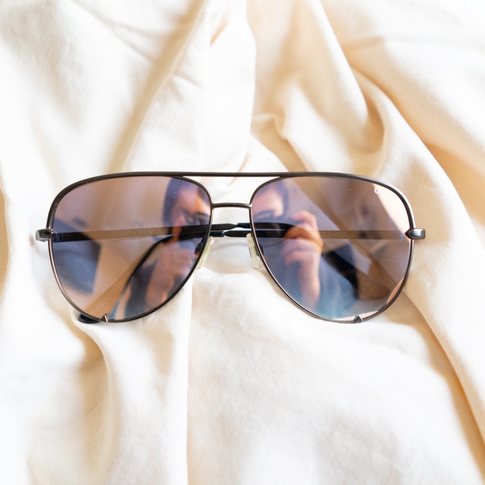 QUAY High-Key Sunglasses in Rose Gold
